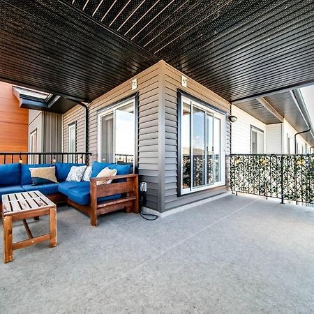 Bright Luxe Condo, Ac, Top Floor, King Bed, Balcony! Έντμοντον Εξωτερικό φωτογραφία